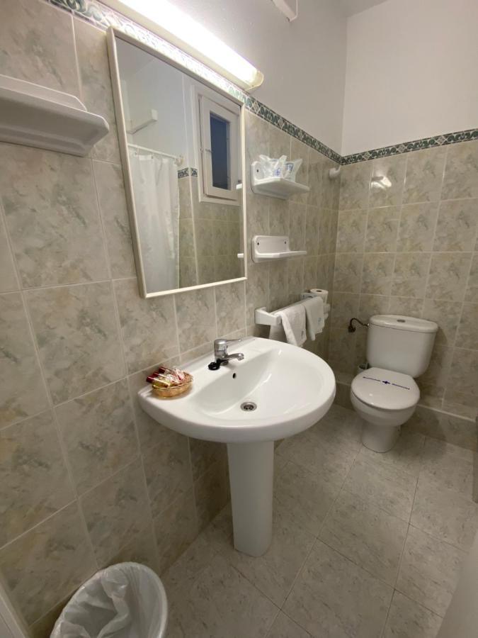 Hostal Pitiusa Ibiza Town Ngoại thất bức ảnh